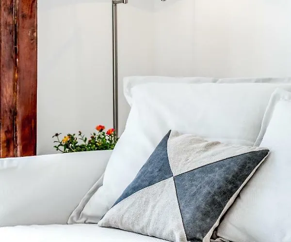 شقة Light Filled Typical At Alfama, By Timecooler Lisboa