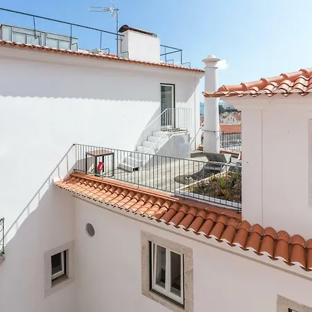 Apartamento Light Filled Typical At Alfama, By Timecooler *